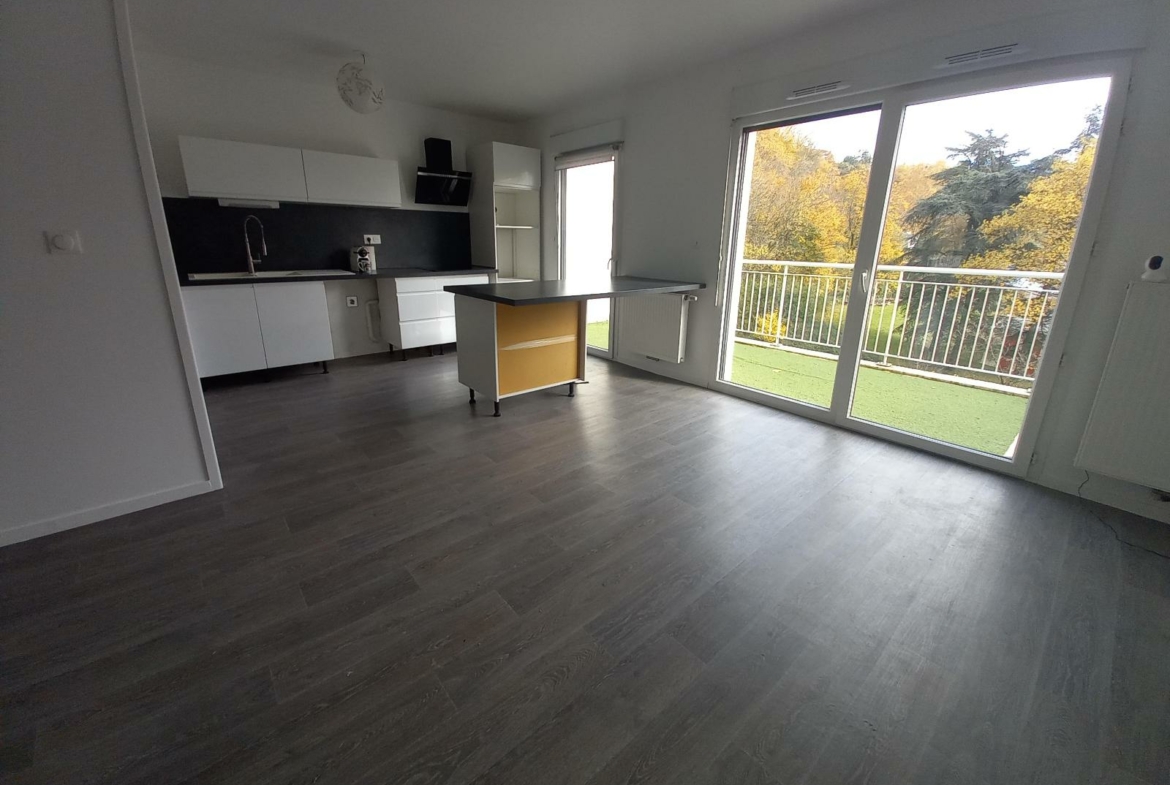 20251103_140935-1994678632739455221