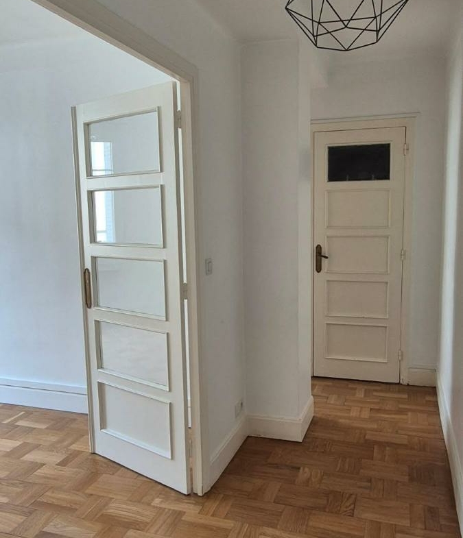 3894592298552347119-5717083888965524323