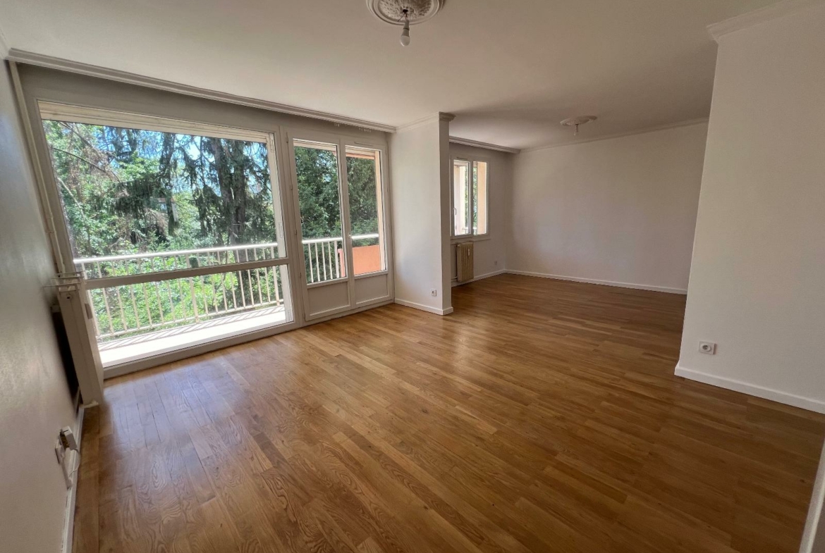 IMG-0686-7860816280338670787