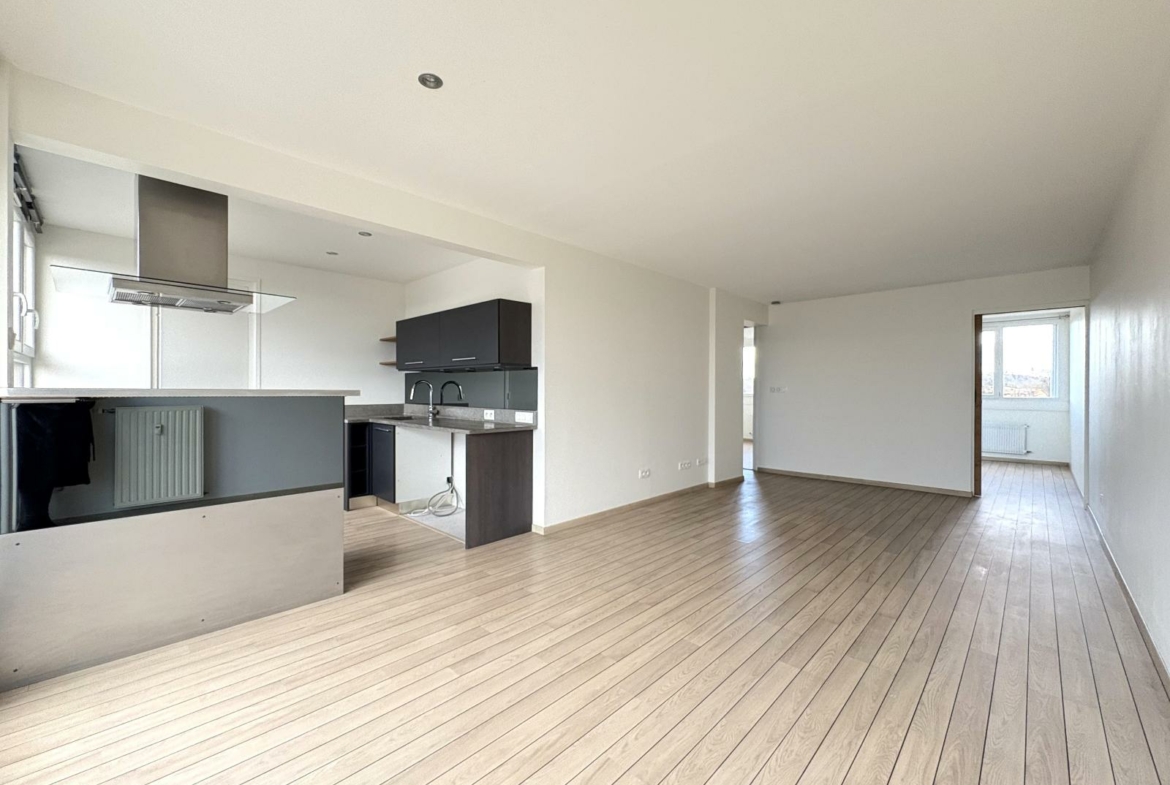 SALON-663519589789453776