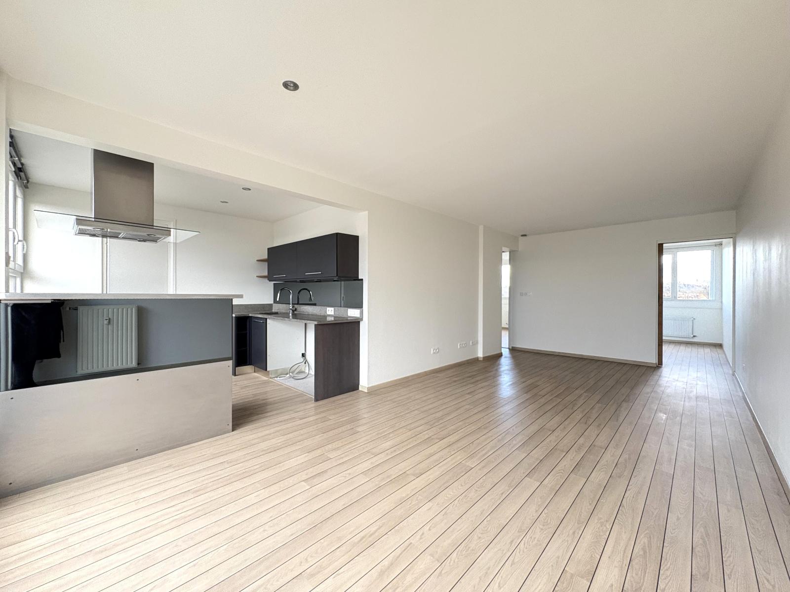 SALON-663519589789453776