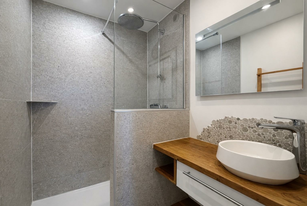 SDE-2278020113989957538