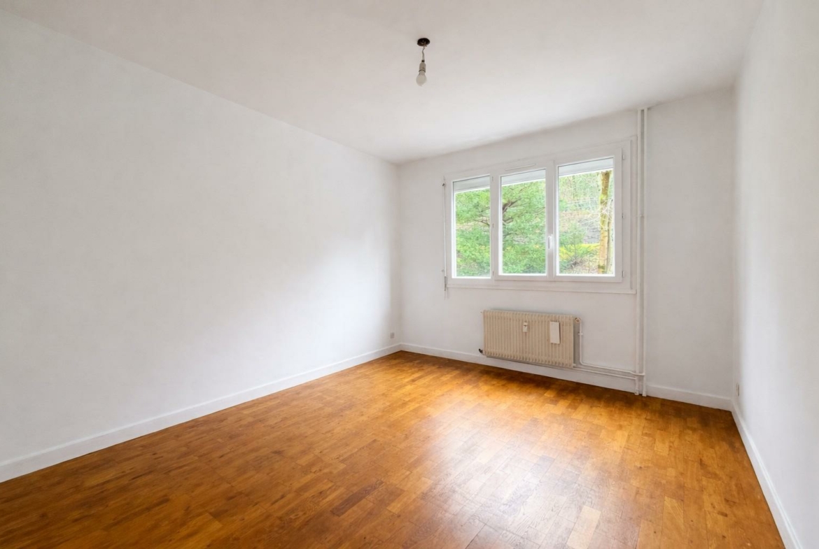 chambre_2-17282115091452580435