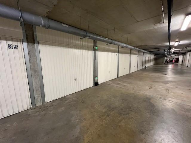 GARAGE_PC-15988152741542981566