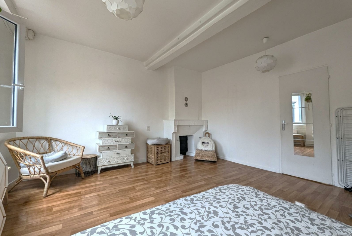 CHAMBRE_2-14630088910299317912