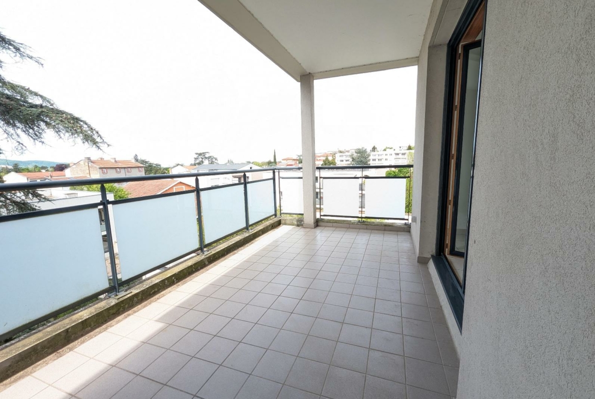 PXL_20260420_130942846-10537488241857025967