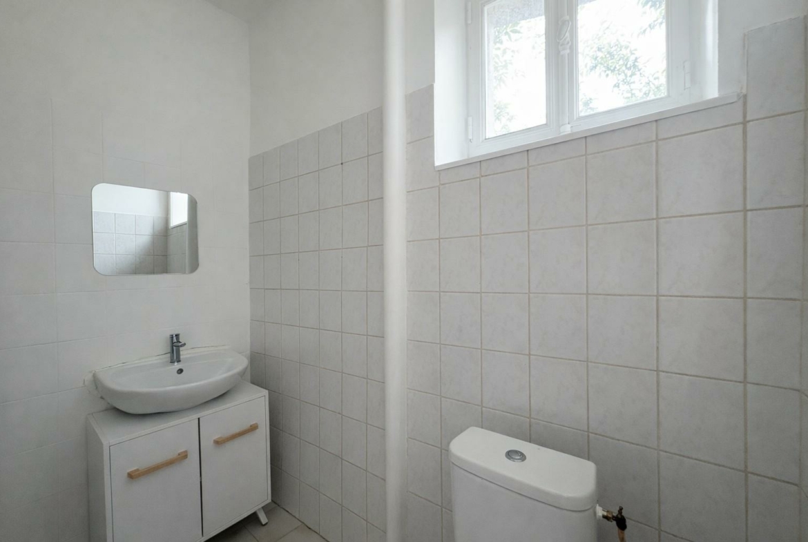 sdb-16245592942677900255