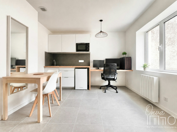 Appartement 1 pièce 22 m² · à Bron · 22,2 m² · 110 000 €